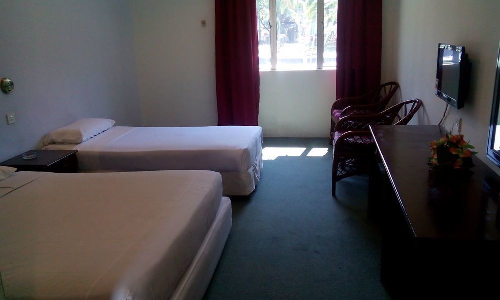 Oyo 44020 Kejora Garden Resort Kampong Pasir Bogak Exterior foto